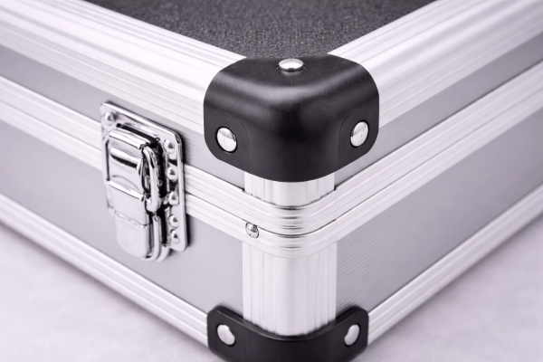 Robuster Alukoffer verstärkt 